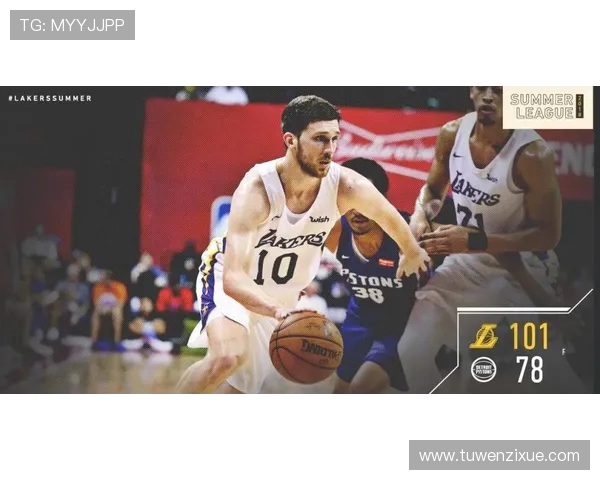 布鲁斯-布朗全场8中5高效输出 12分12篮板彰显全能价值