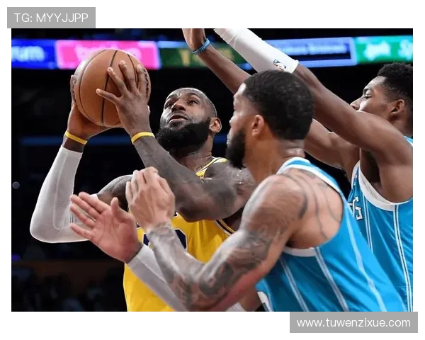 火箭六连客过半一胜三负前瞻快船湖人关键客战赛程走向与调整考验